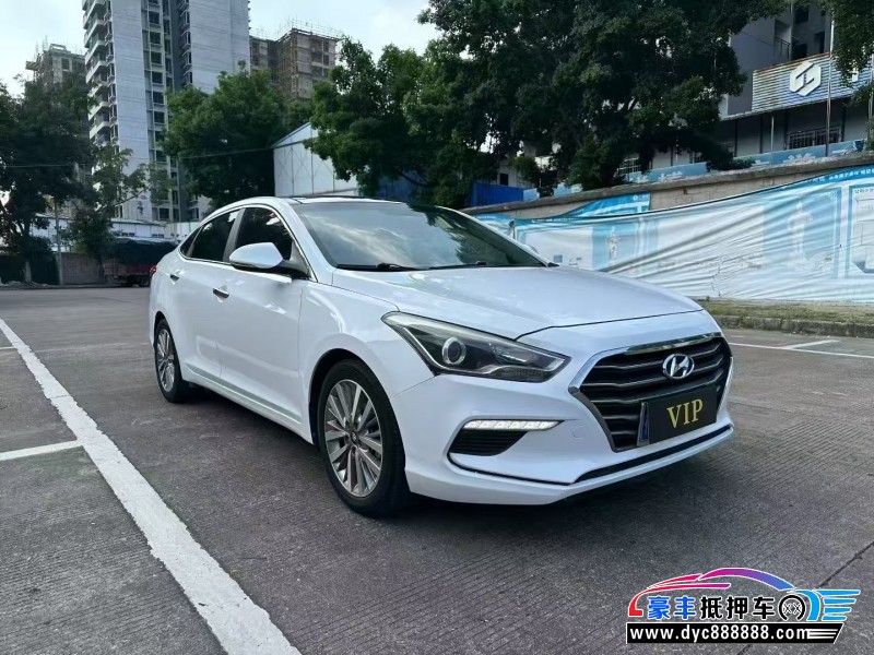18年现代名图轿车抵押车出售