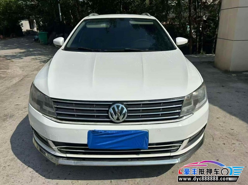抵押车出售16年大众朗行轿车
