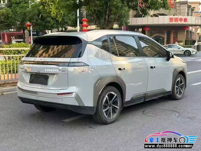 24年埃安Y70轿车抵押车出售