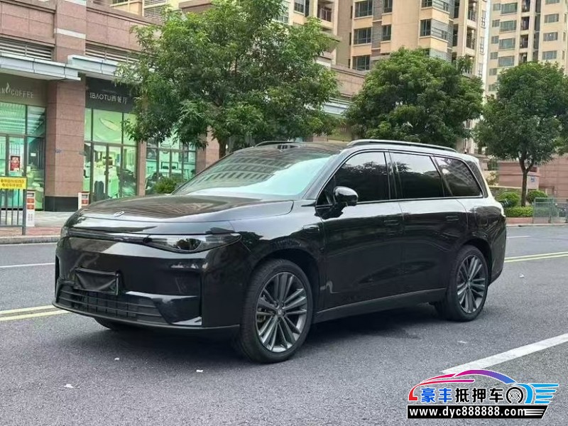 25年零跑C16轿车抵押车出售