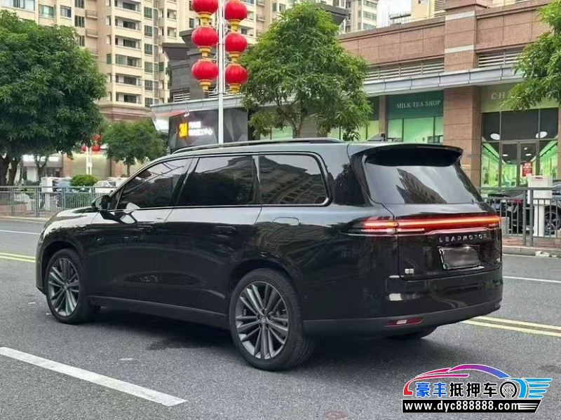 25年零跑C16轿车抵押车出售