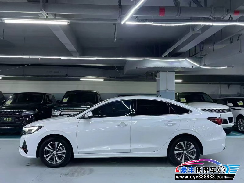 25年长安逸动轿车抵押车出售