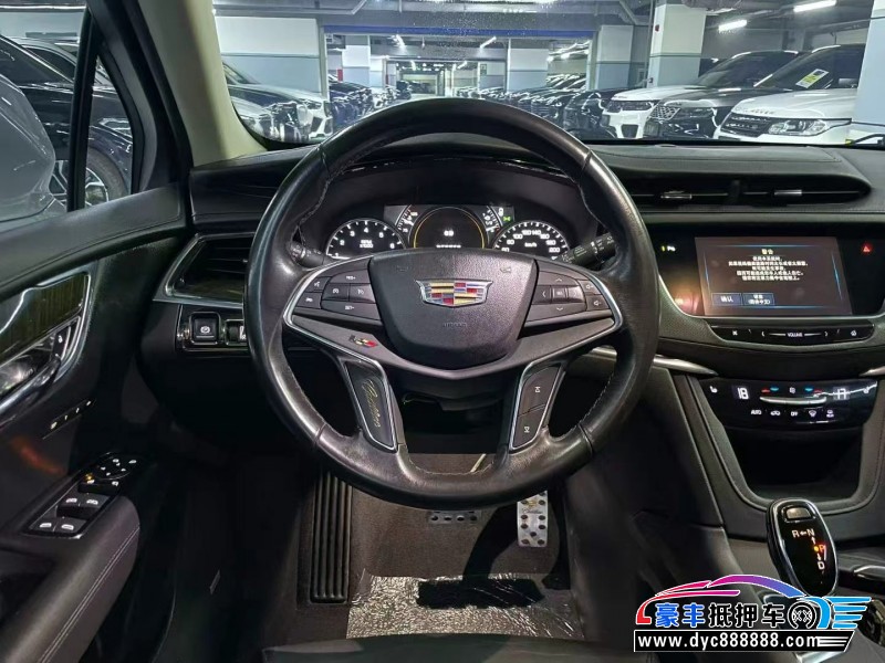 18年凯迪拉克XT5轿车抵押车出售