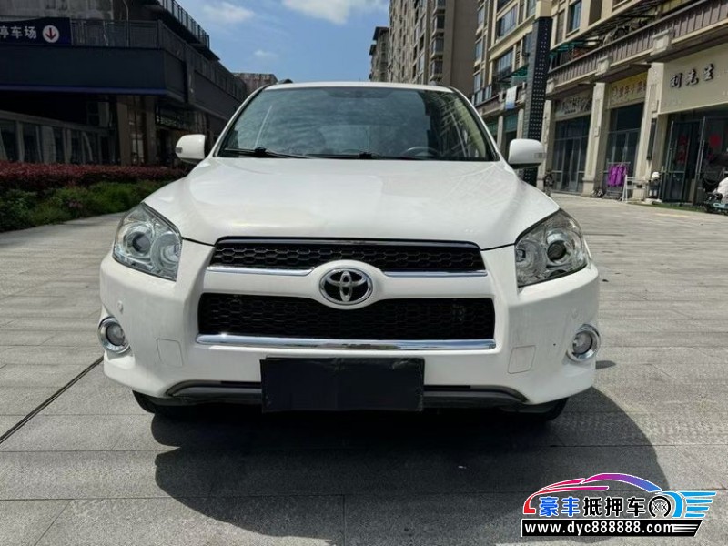 12年丰田RAV4轿车抵押车出售