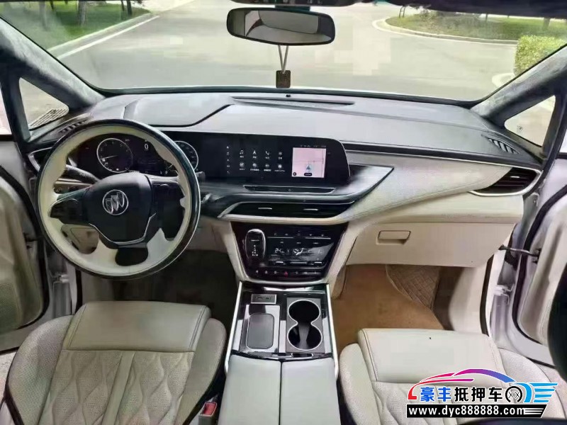 20年别克GL8轿车抵押车出售
