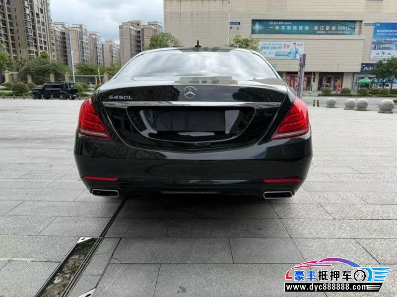 17年奔驰S轿车抵押车出售