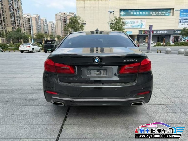 18年宝马5系轿车抵押车出售