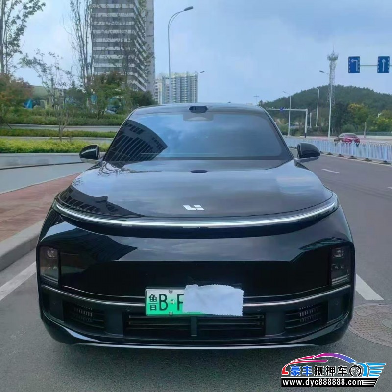 26年理想L9轿车抵押车出售