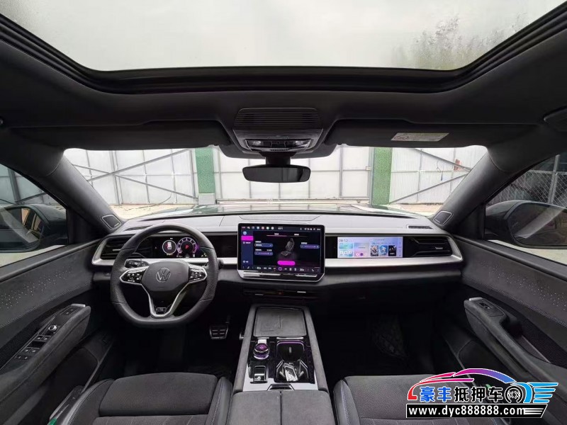25年大众途昂轿车抵押车出售