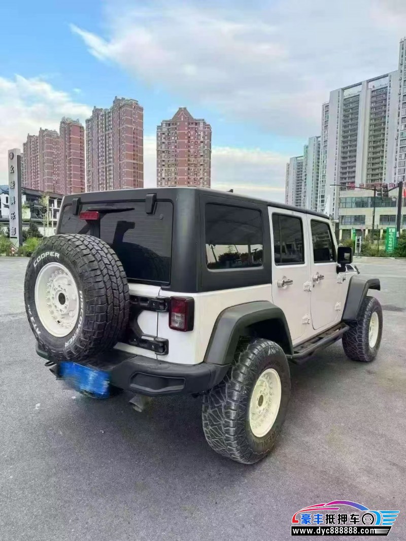 17年Jeep牧马人轿车抵押车出售