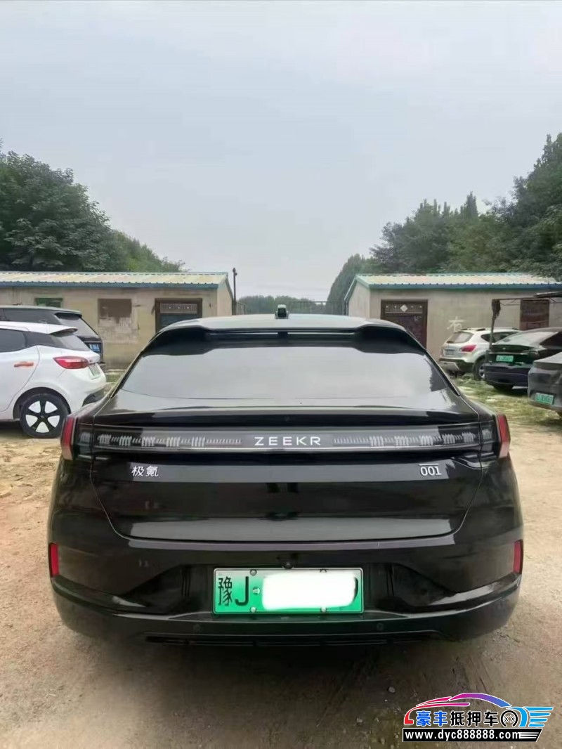 22年极氪001轿车抵押车出售
