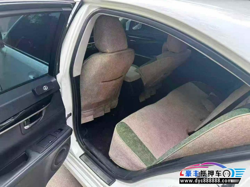 14年雷克萨斯ES轿车抵押车出售