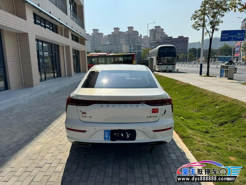 24年奔腾B70轿车抵押车出售