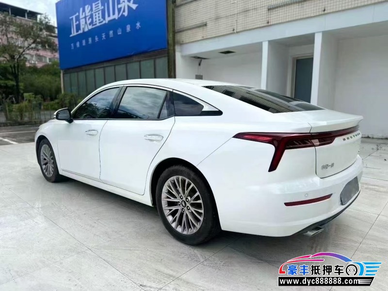 24年奔腾B70轿车抵押车出售