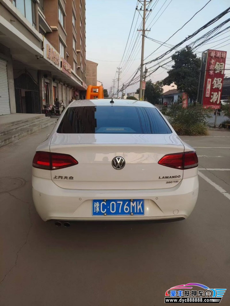 18年大众凌渡轿车抵押车出售