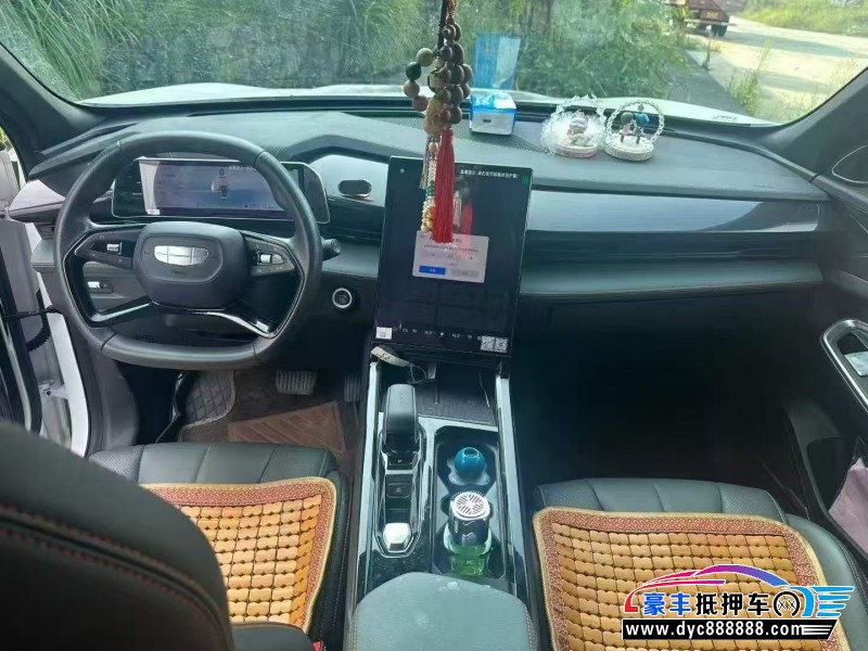 25年吉利博越SUV抵押车出售