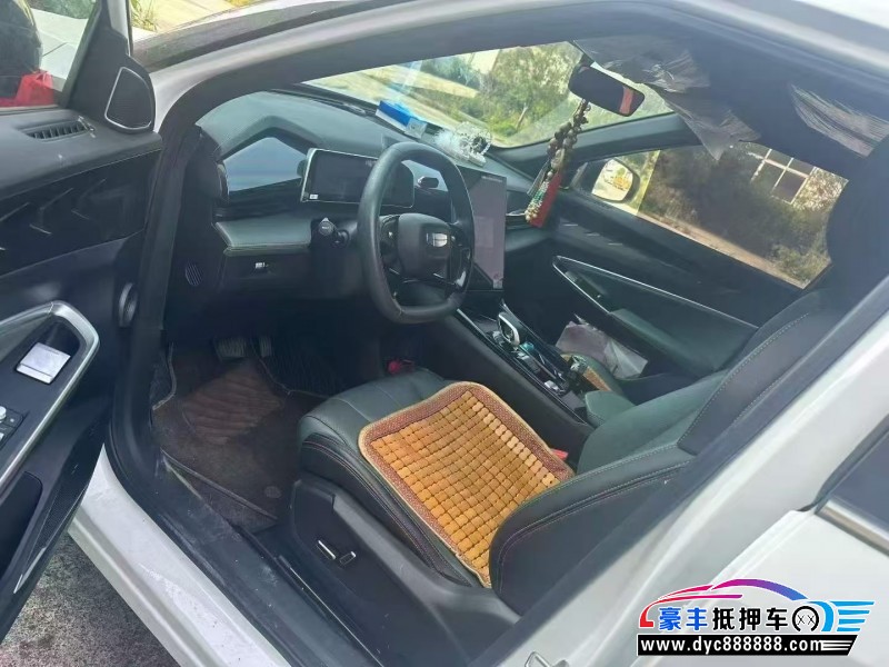 25年吉利博越SUV抵押车出售