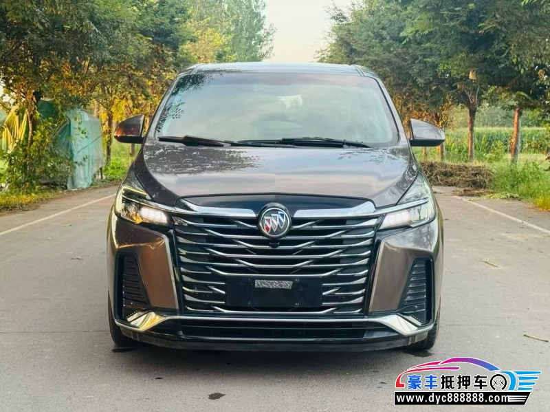 抵押车出售23年别克GL8轿车