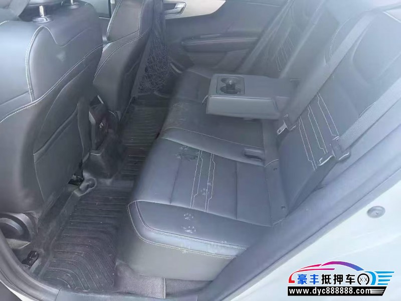 23年比亚迪秦轿车抵押车出售