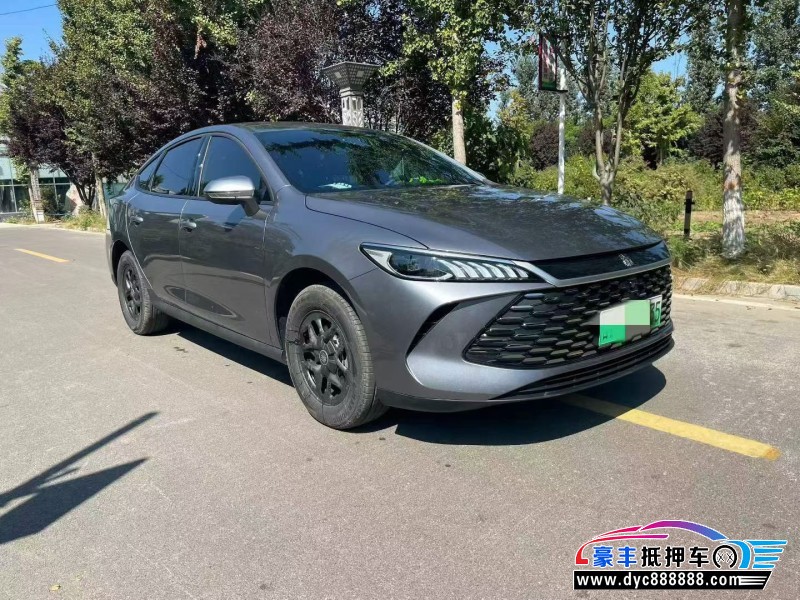 26年比亚迪秦轿车抵押车出售