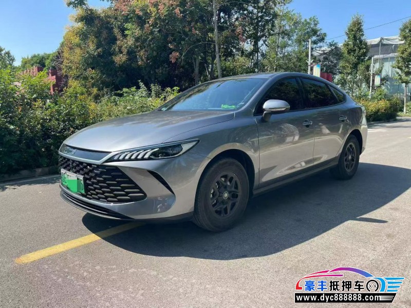 26年比亚迪秦轿车抵押车出售