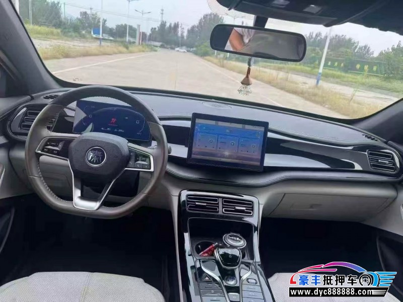 23年比亚迪秦轿车抵押车出售