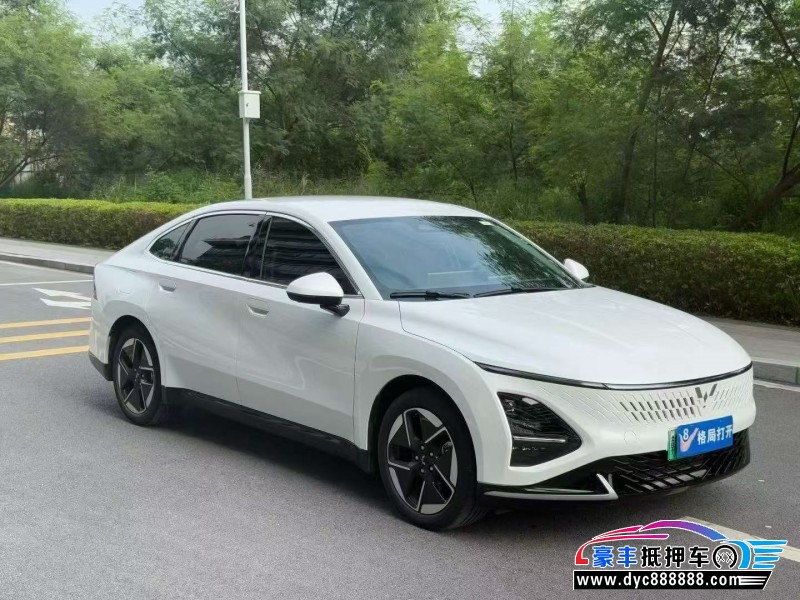 25年五菱星光轿车抵押车出售