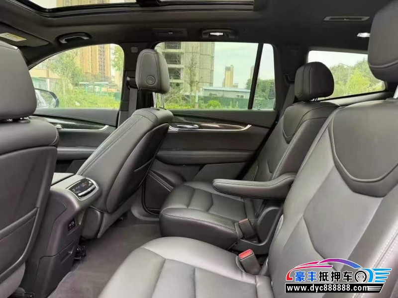 21年凯迪拉克xt6轿车抵押车出售