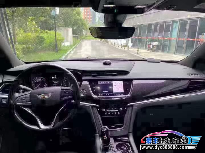 20年凯迪拉克xt6轿车抵押车出售