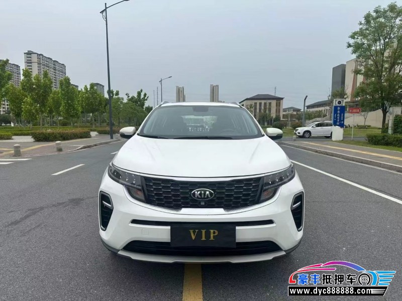抵押车出售21年起亚KX5轿车