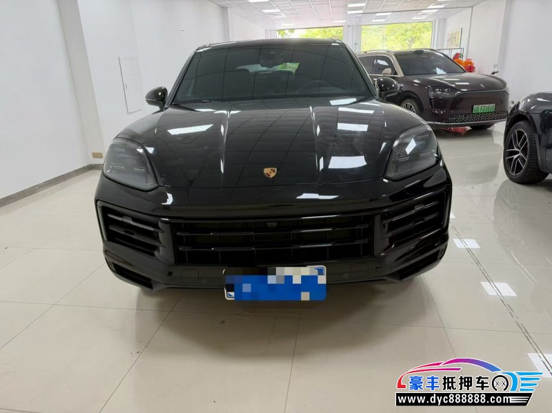 抵押车出售26年保时捷卡宴轿车