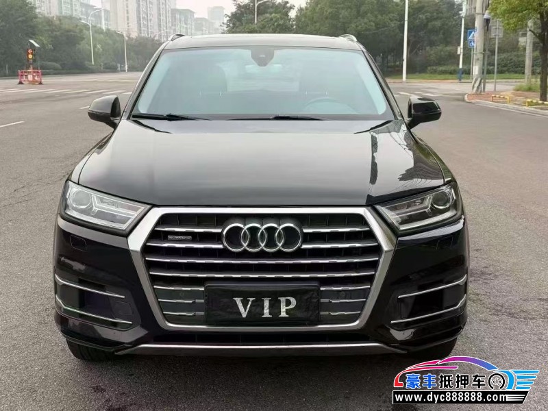 抵押车出售16年奥迪Q7轿车