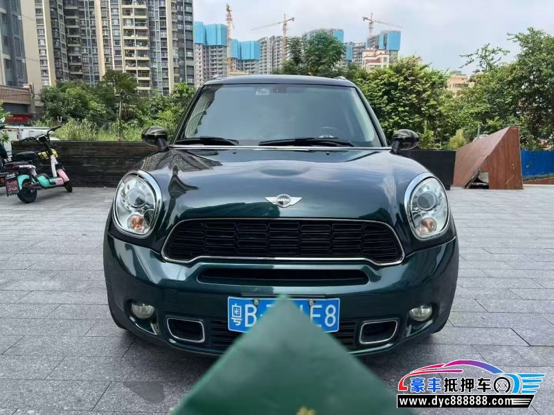 抵押车出售12年宝马MINI轿车