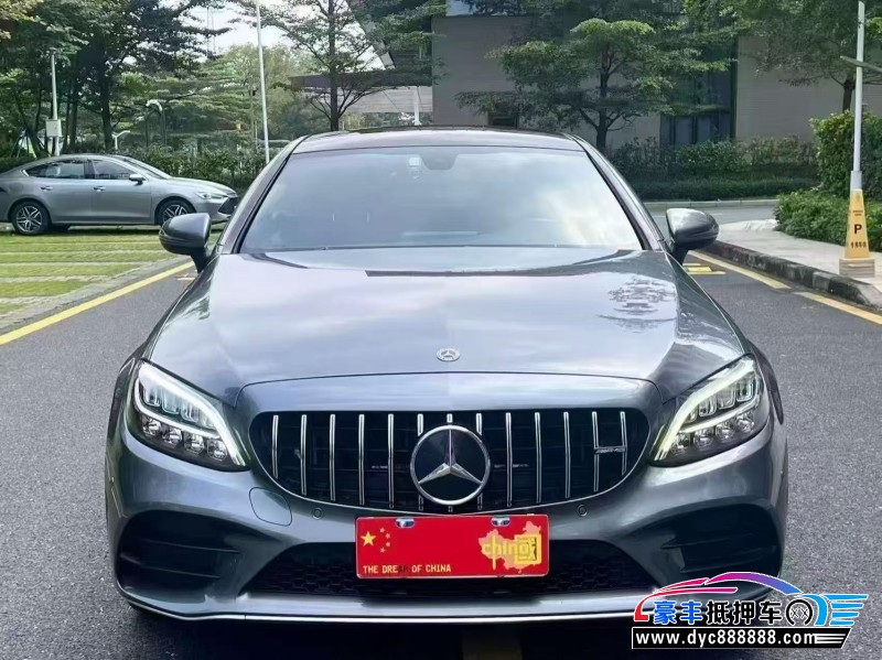 19年奔驰C轿车抵押车出售