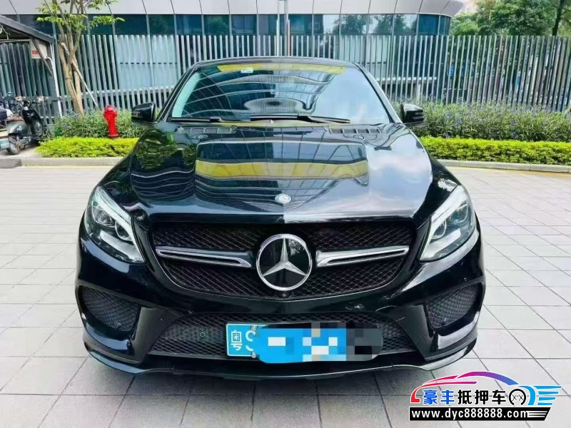 16年奔驰GLE轿车抵押车出售
