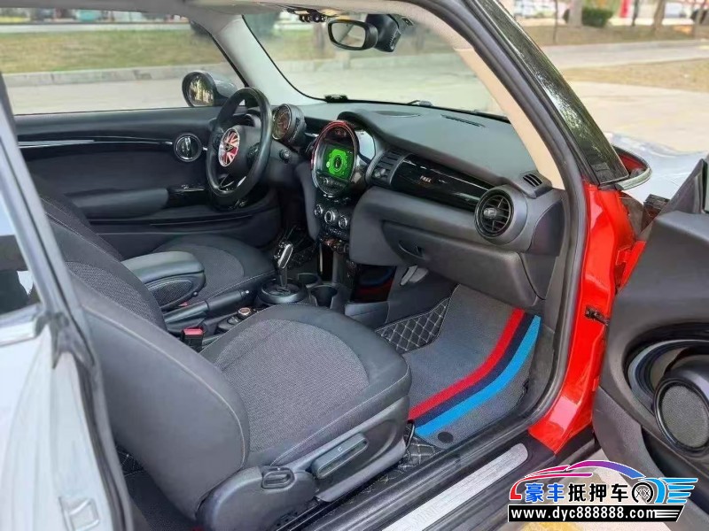 19年宝马MINI轿车抵押车出售