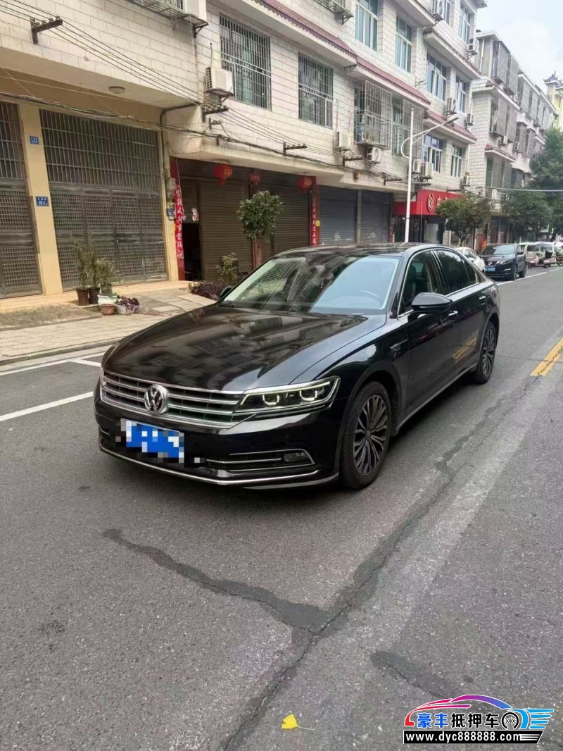 18年大众辉昂轿车抵押车出售