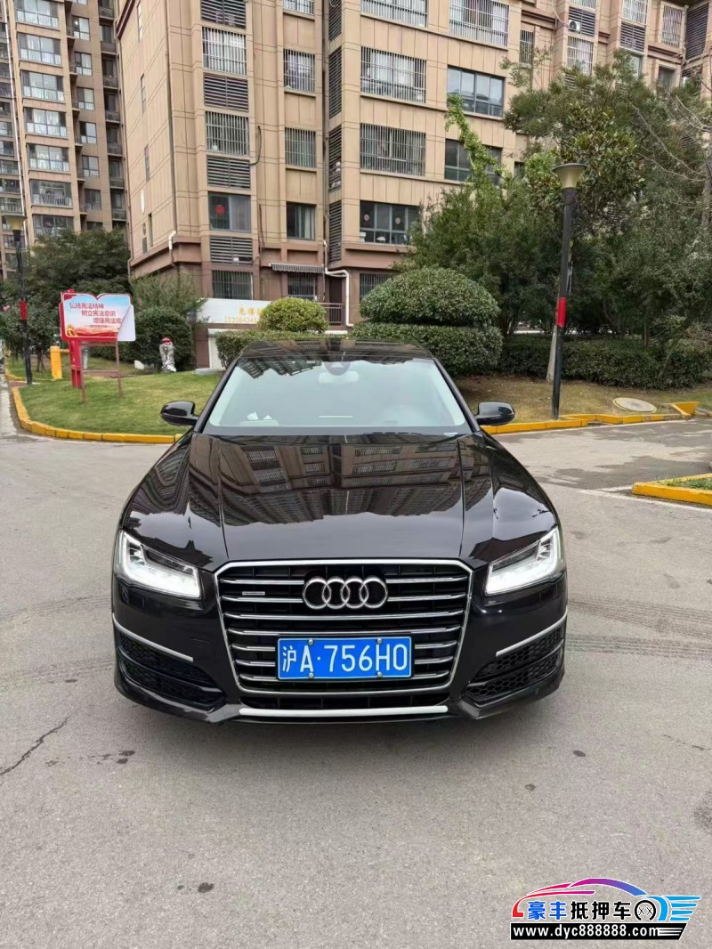 抵押车出售18年奥迪A8L轿车