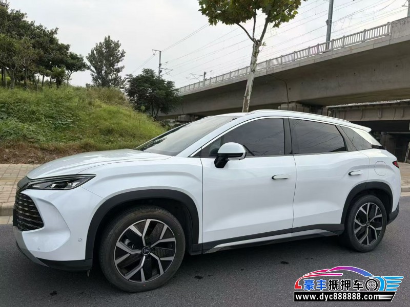 25年比亚迪宋轿车抵押车出售