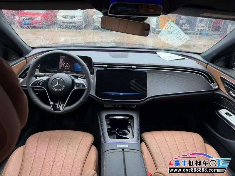 26年奔驰E轿车抵押车出售