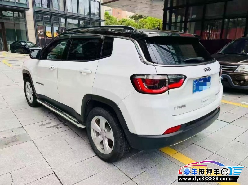 20年Jeep指南者轿车抵押车出售