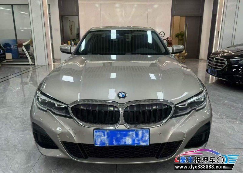 20年宝马3系轿车抵押车出售