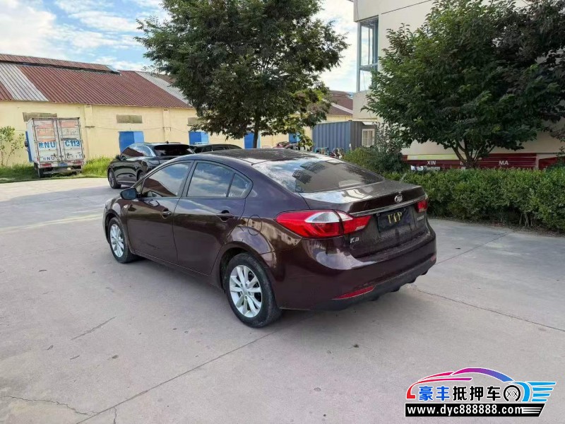17年起亚K3轿车抵押车出售