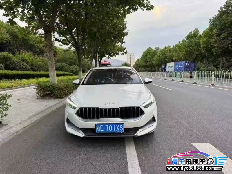 23年起亚K3轿车抵押车出售