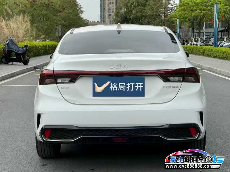 23年起亚K3轿车抵押车出售