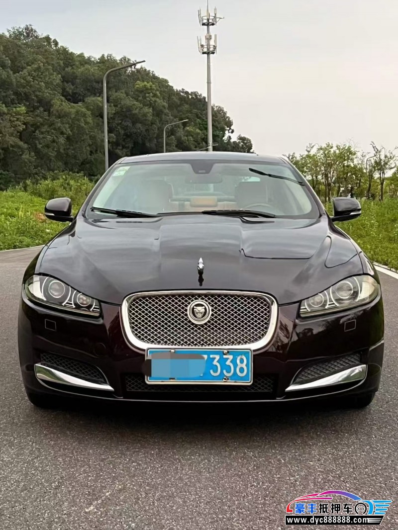 13年捷豹XF轿车抵押车出售