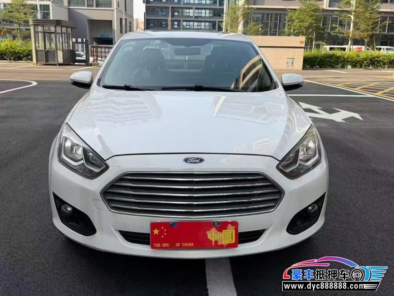 抵押车出售18年福特福睿斯轿车