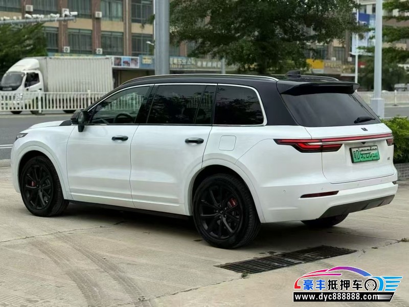 23年理想ONE轿车抵押车出售
