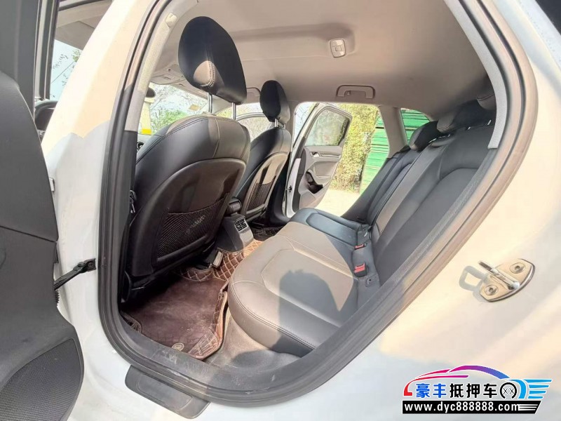 15年奥迪A3轿车抵押车出售