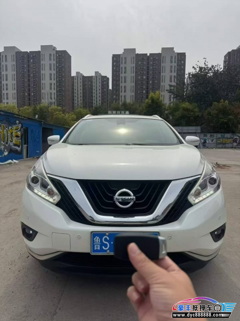 抵押车出售21年日产楼兰轿车